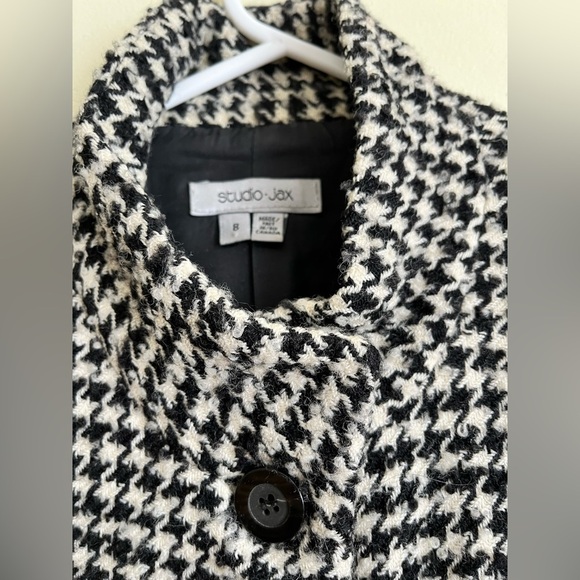 Studio Jax wool blazer made in Canada! - Picture 2 of 8